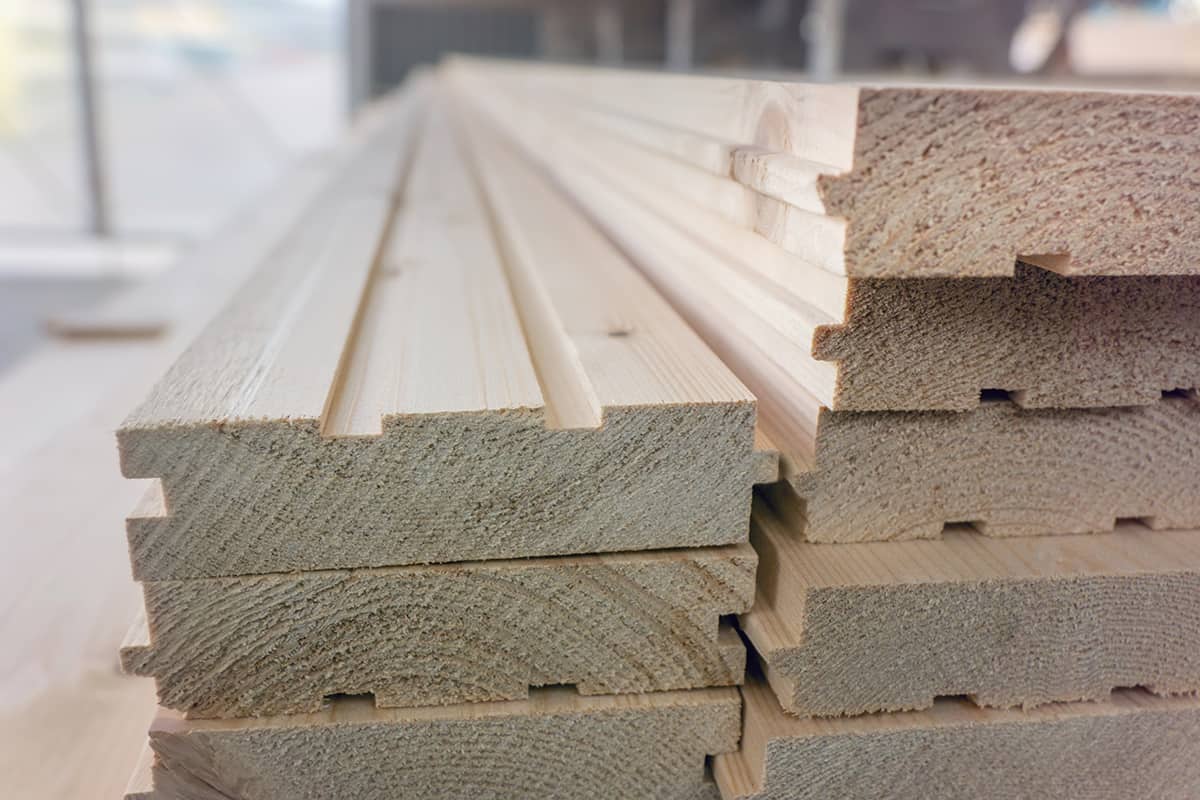 如何安裝木板和木條