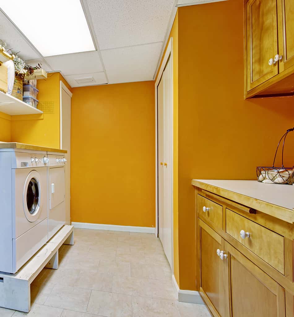 黃色的洗衣房