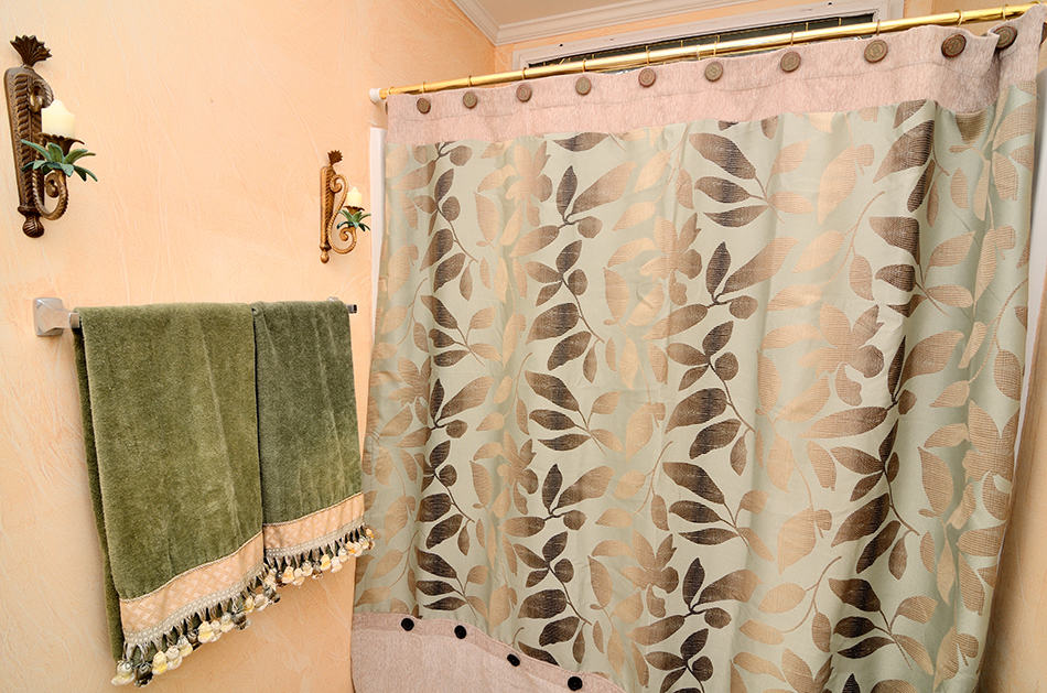 浴簾的替代品來升級你的浴室的外觀