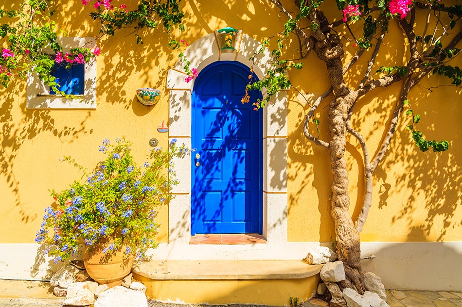 希臘風格住宅的水藍色