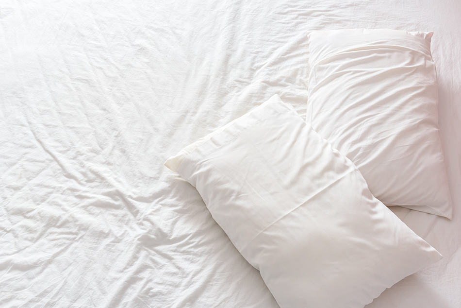 兩個枕頭睡覺對脖子有害嗎?