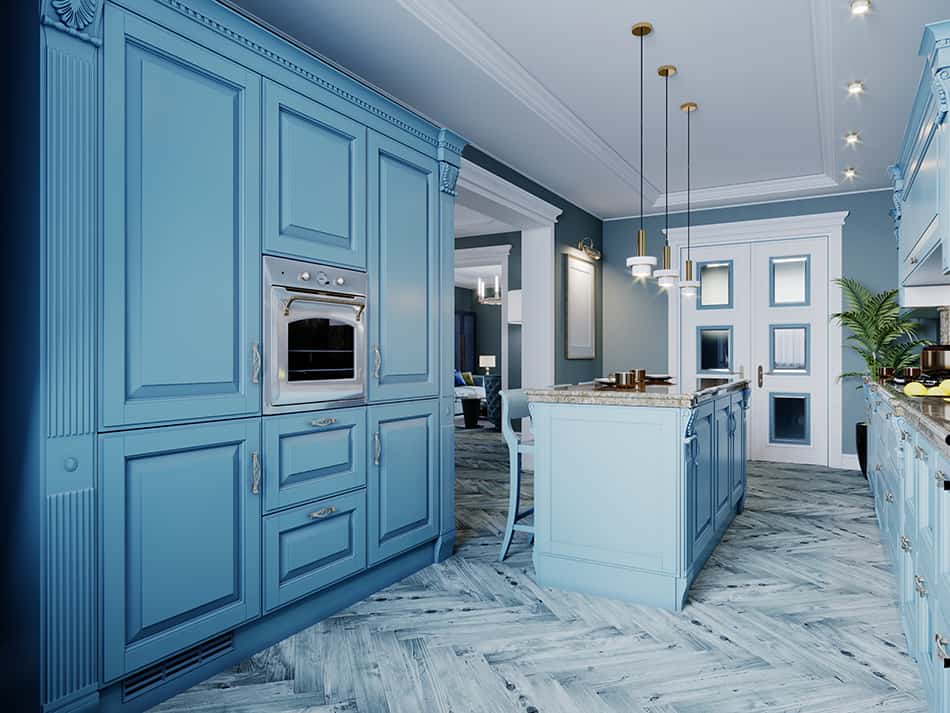 藍色的木製廚房櫥櫃結合了經典和現代的設計