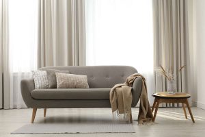 灰色沙發有什麼彩色窗簾？