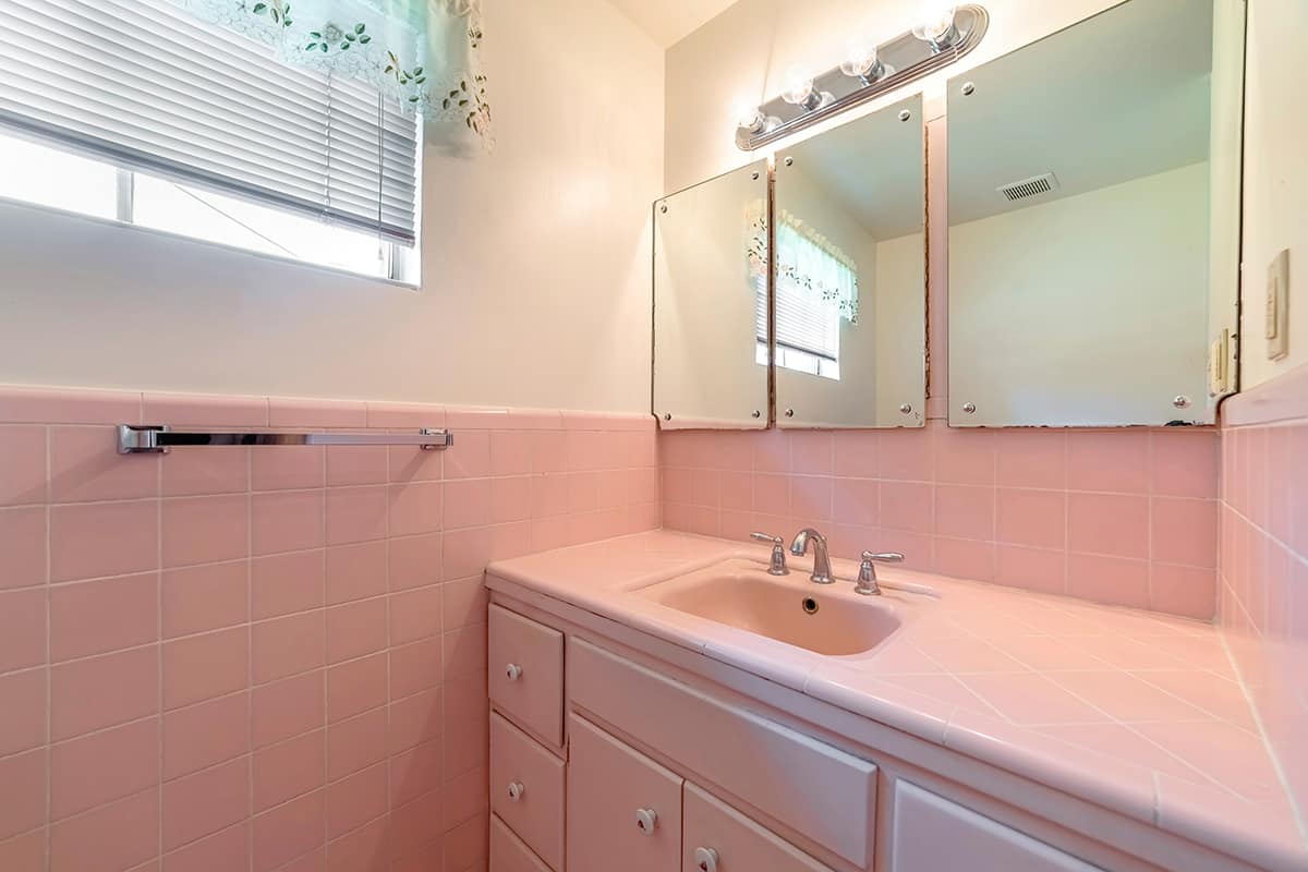 Blush pink bathroom