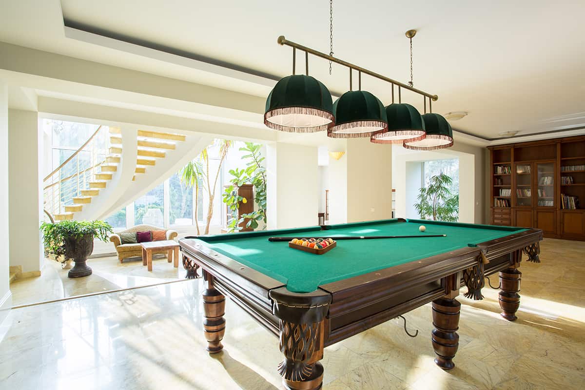 Luxury Spacious Pool Room Layout