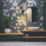 浴室牆壁用光滑或啞光瓷磚
